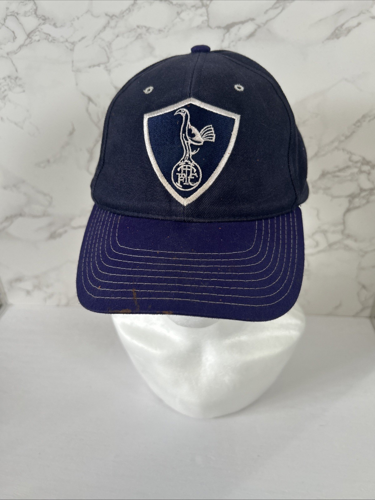 Cappello Berretto Vintage Tottenham Spurs Pony Ha Bisogno di Restauro Pulizia Profonda