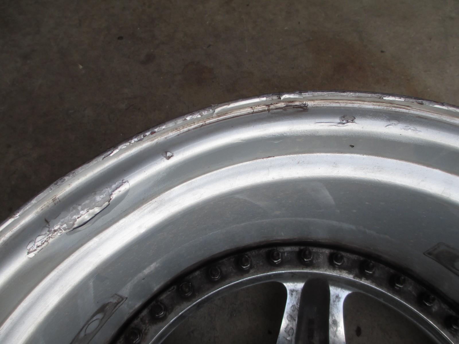 Ferrari 512 TR - Rear Wheel Rim - 3 piece modular 149553