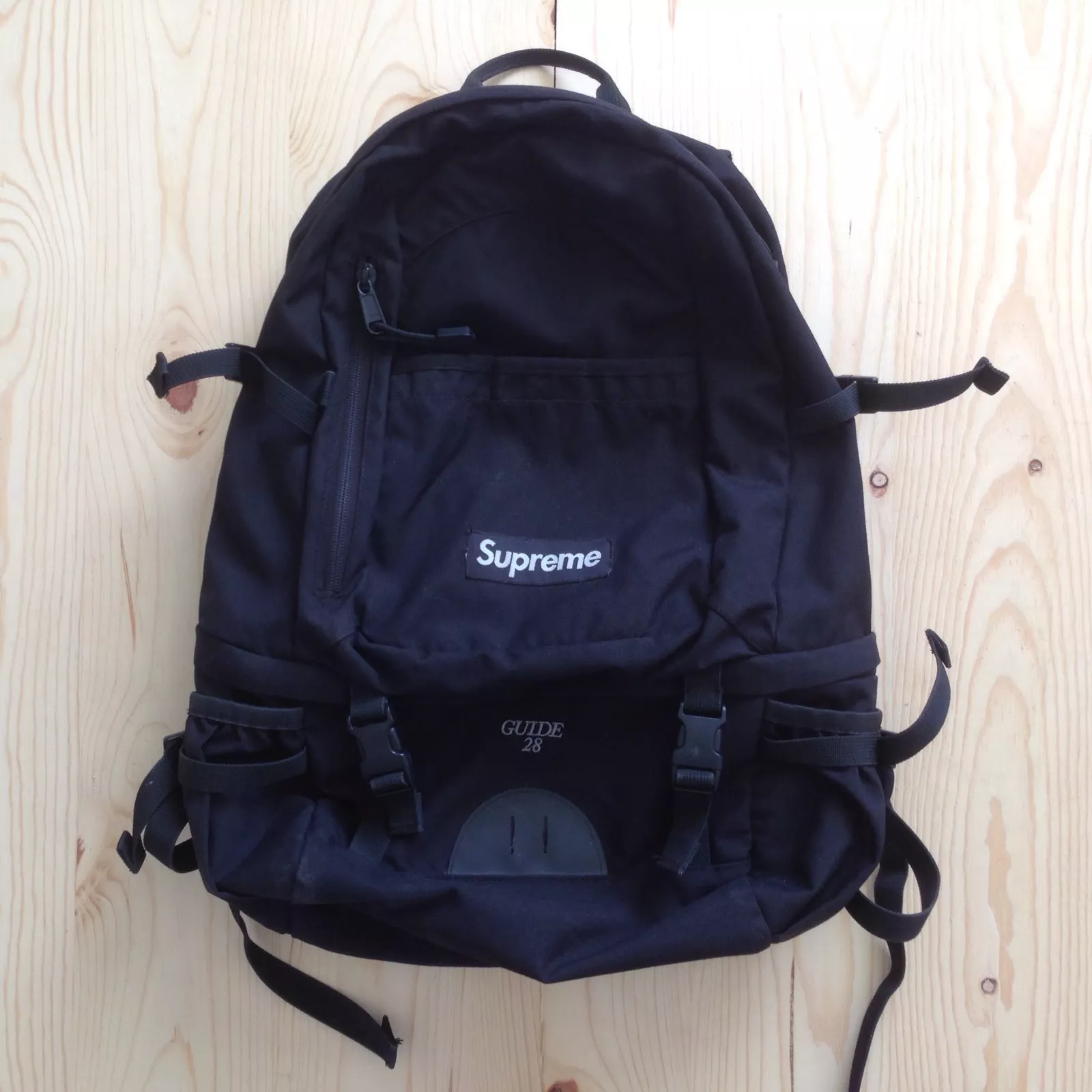 SUPREME 28TH SAC À DOS GUIDE 28 SS 11 SAC NOIR BOITE LOGO CORDURA VINTAGE LÉOPARD