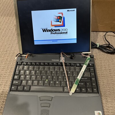Ordinateur Portable Toshiba Portégé 7020CT Vintage – Fonctionnel Sous Windows 2000