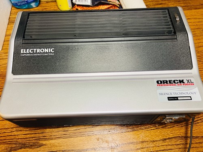 #ad Oreck AIR8B Tabletop Electrostatic Air Purifier Silver Black Quiet Filter $119.99