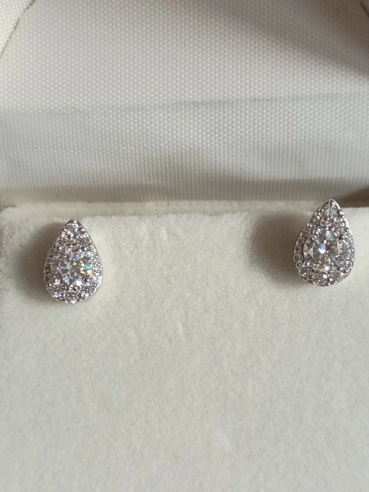 Pendientes platino Pt 950 con Moissanita 0.5 kilates con certificado GRA oficial - Imagen 2 de 4