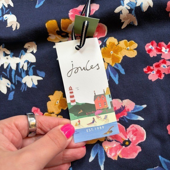 Joules harbour print floral top size 18 image 4