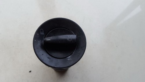 1C0941531 Scheinwerfer Schalter  Volkswagen Passat DE752211-84