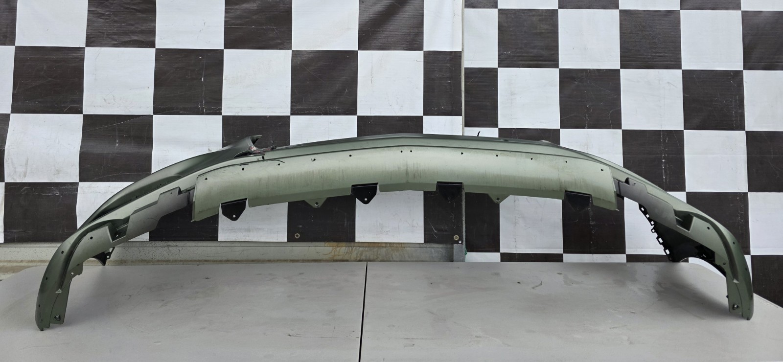 2025 2026 Bentley Continental Gt Front Bumper W Center Lip Used Oem 3SD853667