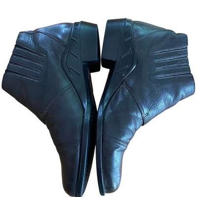 Ariat  display picture 1