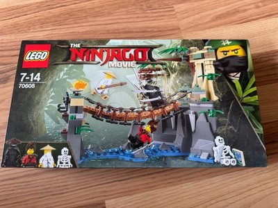 LEGO 70608 The Ninjago Movie  Meister Wu`s Wasserfall
