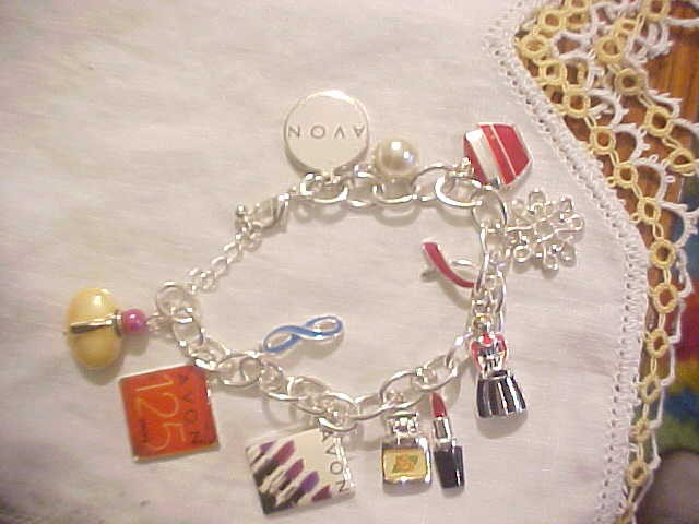 Vintage AVON Charm Bracelet Silver Tone