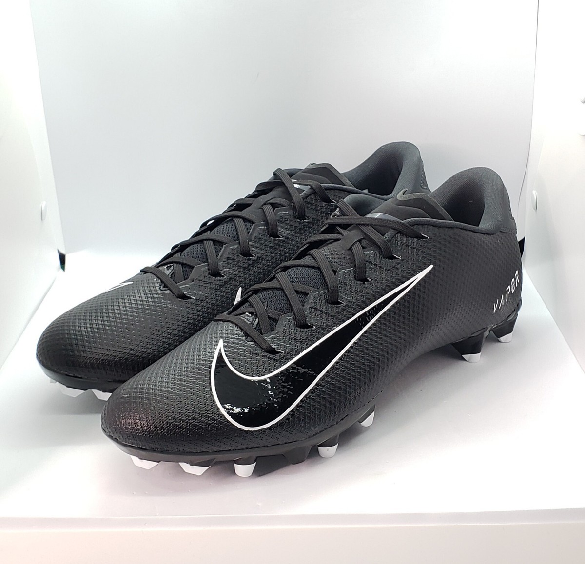 Nike Vapor Edge Team Football Cleats Mens sz 15 Black White