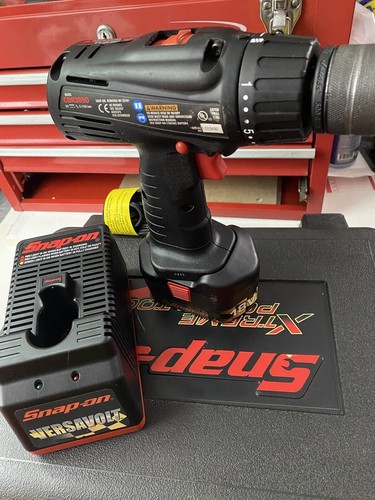 Snap On CDR3850 1/2” Driver 18V Cordless Drill Tool +Charger+ Battery + Case - Picture 2 of 24