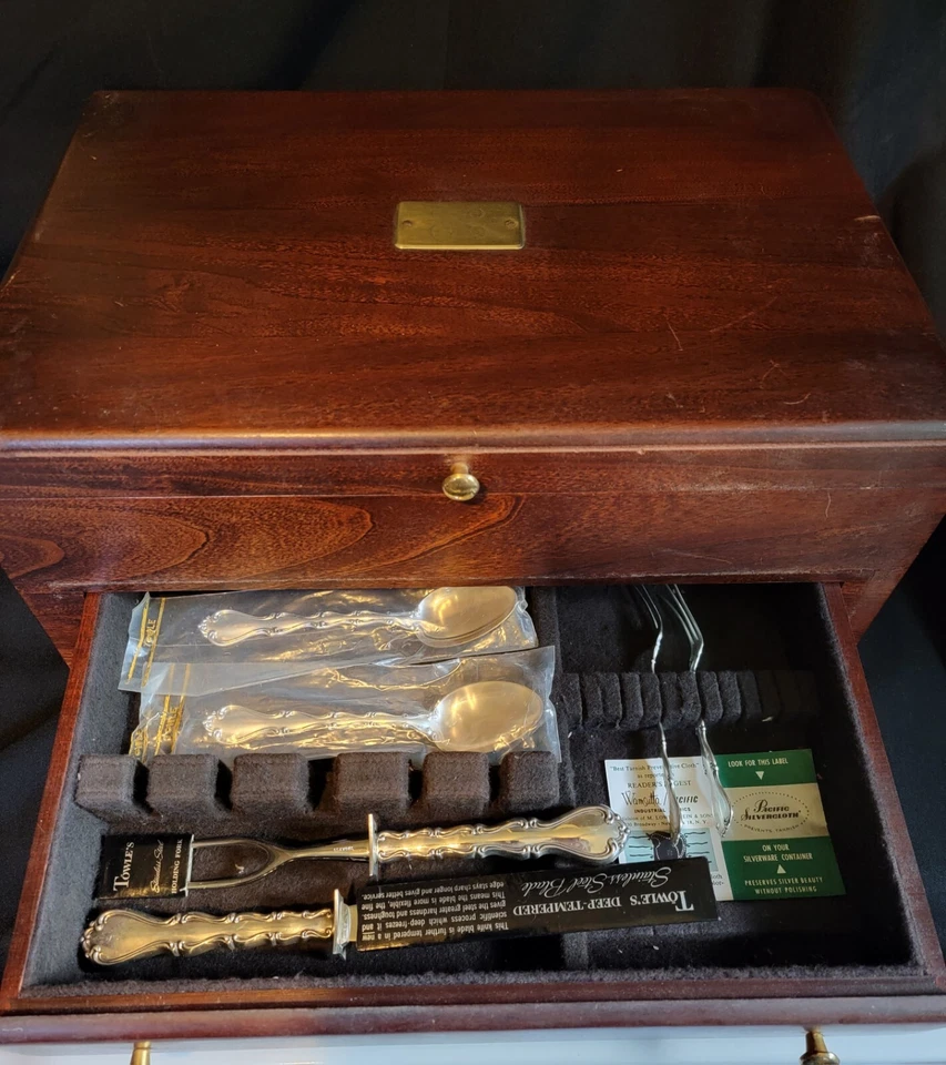 Sterling Silver (.925) 1966 Towle Country Manor 66 Piece Set w/ Mahogany Case - Image 3 of 4