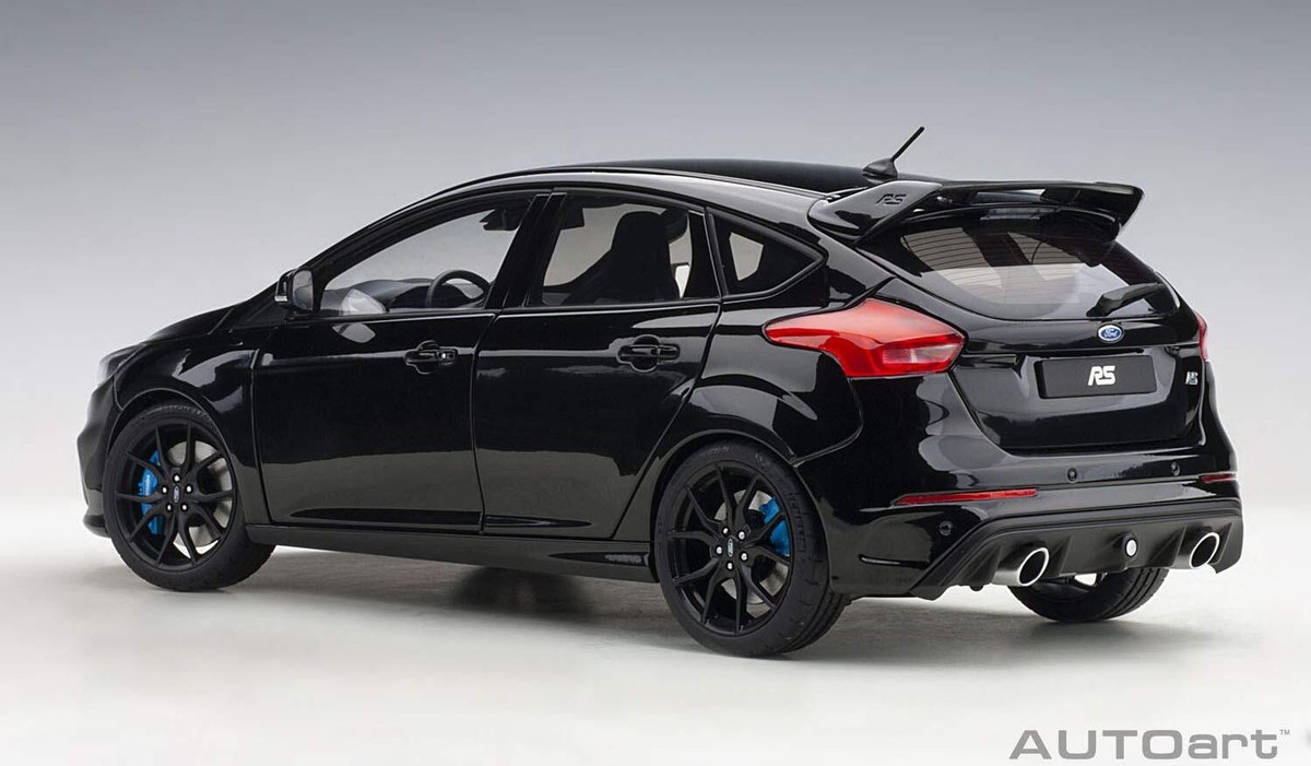 激レア　AUTO ART Ford Focus ラリーカー 　1/18 AUTOart 2002 Ford Focus WRC 1/18 Unboxing & First