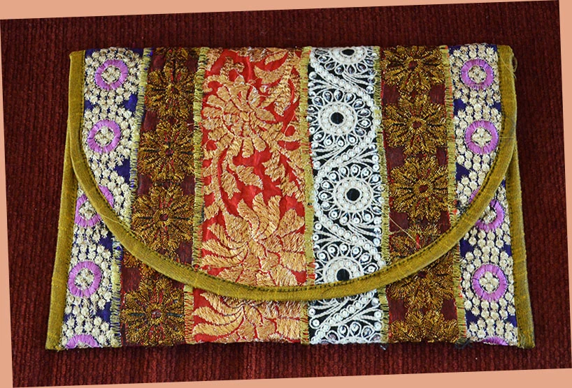 刺绣真丝钱包iPad单肩包古董回收印度连衣裙  — 第 4/4 张图片