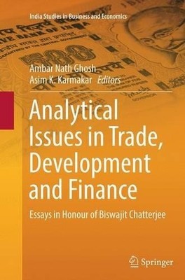 Analytical Issues in Trade, Development and Finance - 9788132229247
