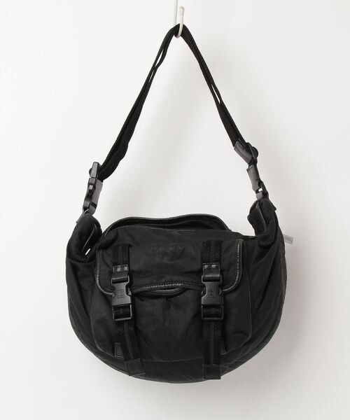 CHANEL Black Shoulder Bag for Women - Timeless Elegance & Style-image