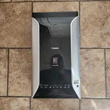 Canon CanoScan 9000F  Flatbed Scanner Color Image Scanner 
