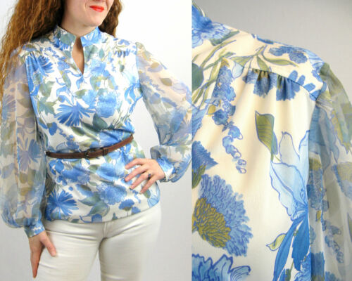 Lady Carol vintage 90s floral button front long sleeved loose blouse.