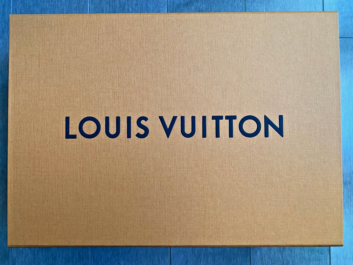 Louis Vuitton x Nigo Duck LV Trainer White 1A9JCC Men Size Louis Vuitton x Nigo Duck LV Trainer White 1A9JCC Men Size