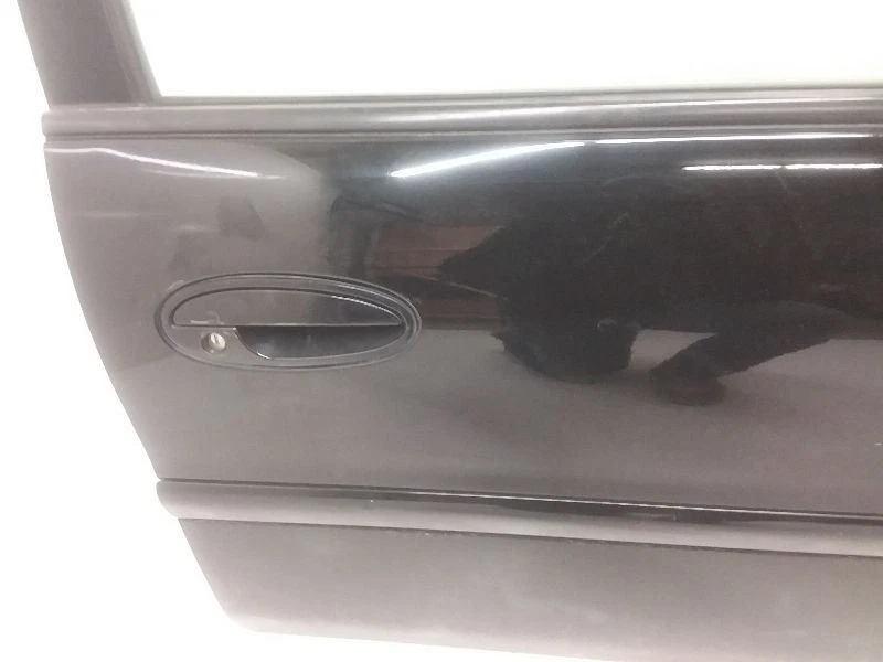 1997-2003 Chevy Malibu Passenger Right Front Door Manual Black  - Image 3 of 4