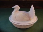 Antique Boyd Mark Turkey on Nest Light Purple Milk Glass Lidded Covered Dish CD8