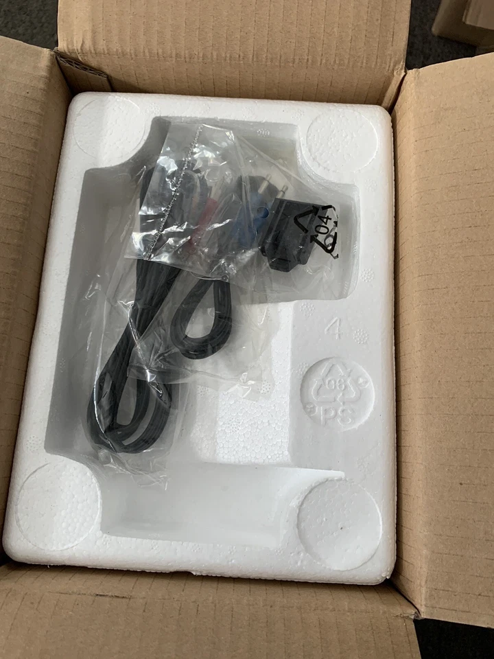 1 Integra DMI-40.4(B) - Apple iPod/iPhoe/iPad Dock - AirPlay BRAND NEW FREE SHIP - Image 3 of 4