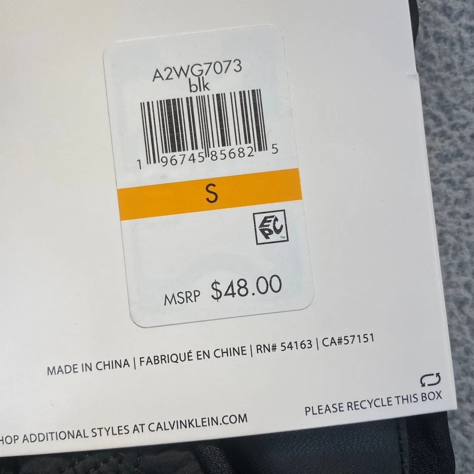 Guantes para mujer Calvin Klein CK negros acolchados con logotipo talla pequeña Foto 3 de 4