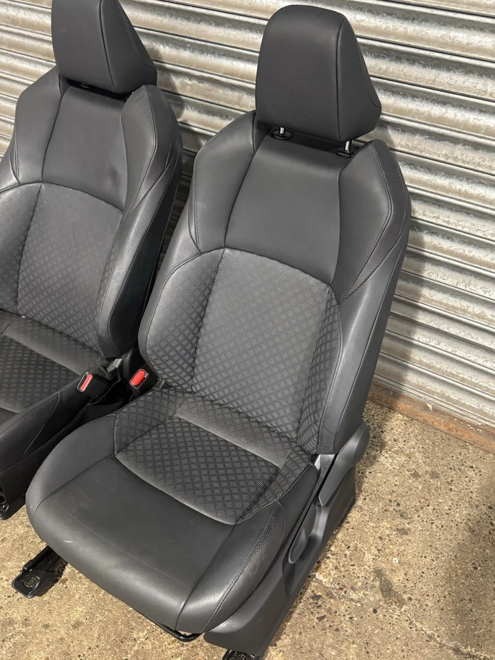 Toyota C-HR Real Leather Seats With Power Driver Seat! - Image 2 of 4