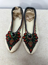 VTG Shoe embroidery Ivory Red Green Eastern European boiled wool slippers 39