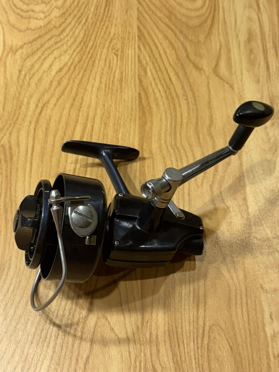 RARE vintage Olympic Destroyer 61 spinning fishing reel