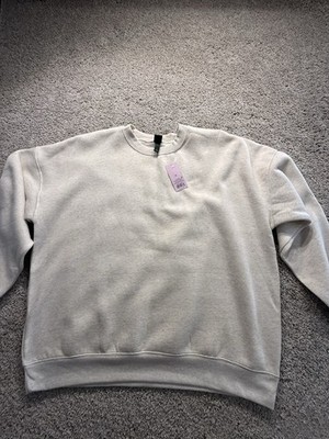 NWT Wild Fable Men s Heavyweight Sweatshirt Size XL Heather Gray