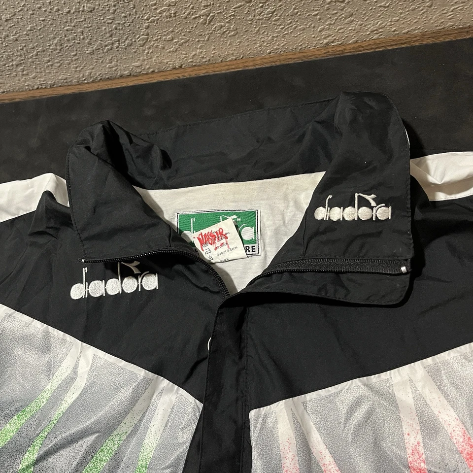 Chaqueta de Fútbol DIADORA Vintage Cortavientos Fútbol Italia España Neón Años 90 Años 80 Foto 4 de 4