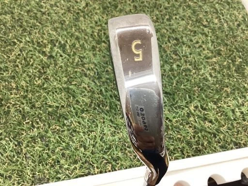 Ladies MARUMAN MAJESTY PRESTIGIO FV-R #5 Iron Flex-L With Head Cover - Image 4 of 4