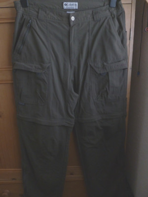 Columbia titangrün wandelbare Cargohose/Shorts für Herren .. XL