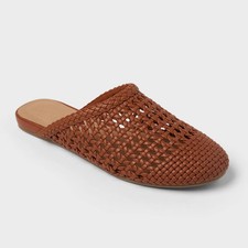 Universal Thread Women's Rosaline Flats with Memory Foam Insole Round Toe