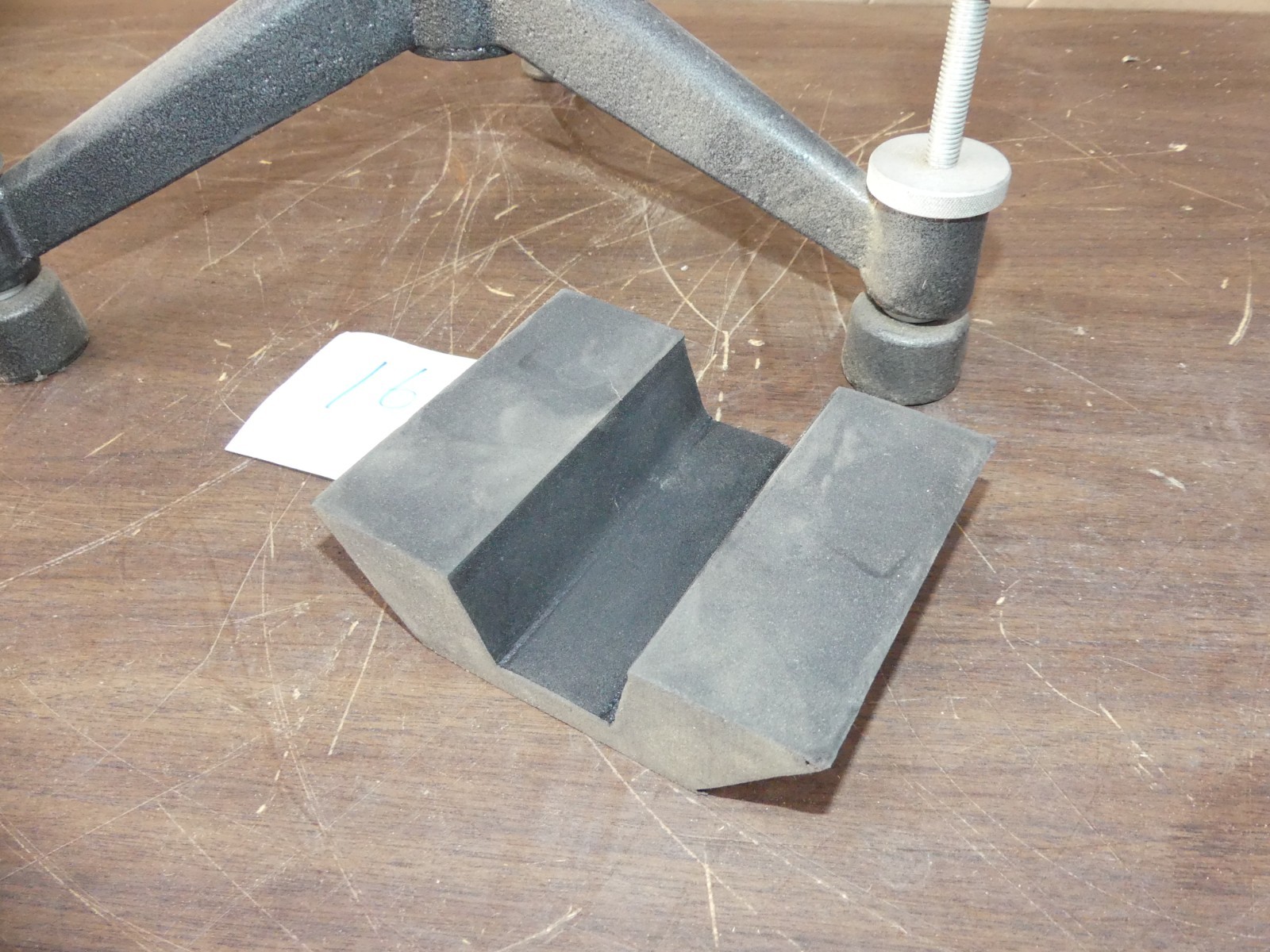 Front Shooting Rest for Big Guns with 3 point leveling