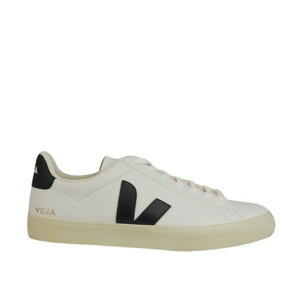 Veja Campo Sneaker in Extra White/Black