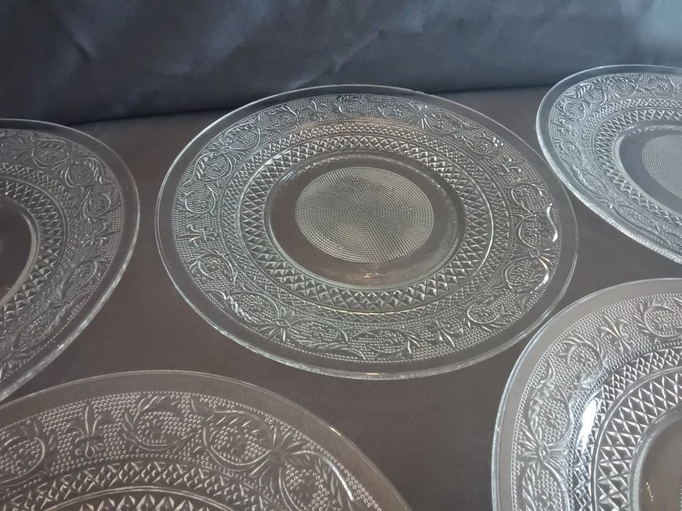 5 x Glasteller, Platzteller, Pressglas, KIG Malaysia - Bild 4 von 4