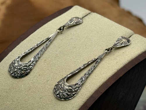 Vintage Halllmarked Sterling Silver Native Dangle Drop Earrings--1279.25 - Picture 3 of 6