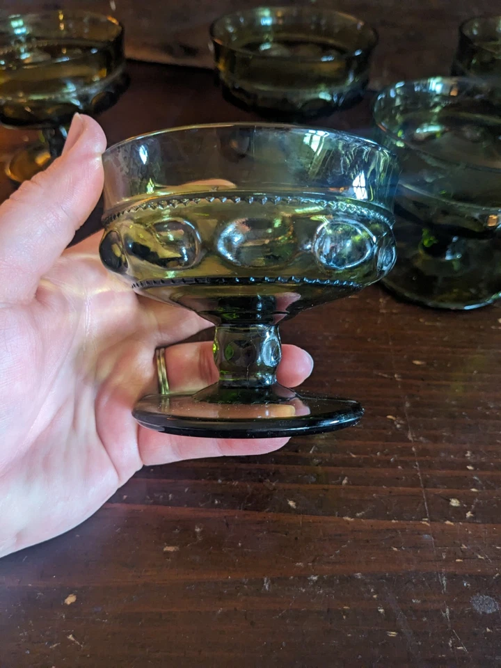 Gafas Sherbert pedestal con estampado de pulgar verde de vidrio Indiana vintage (7) Foto 2 de 4