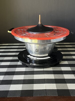 Vintage Presto Automatic Fondue Pot Model PEO5A no forks
