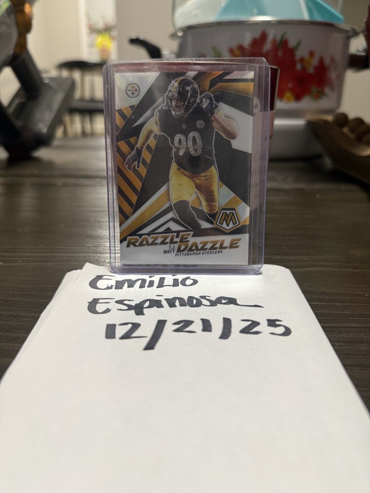 2022 Panini Mosaic - Razzle Dazzle T.J. Watt #RD-15 Case Hit Steelers