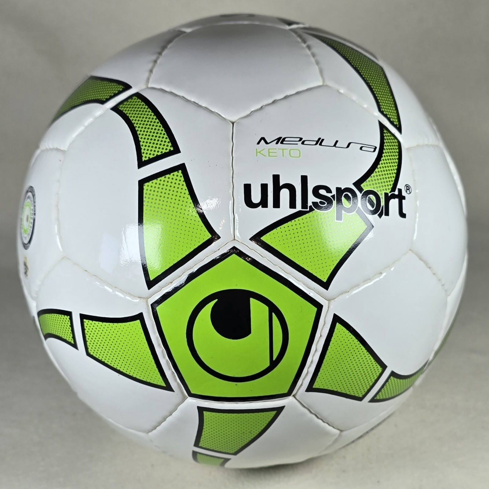UHLSPORT Sz 4 Soccer Ball Medusa Keto 41724 Lite Youth Green Futsal Indoor NEW