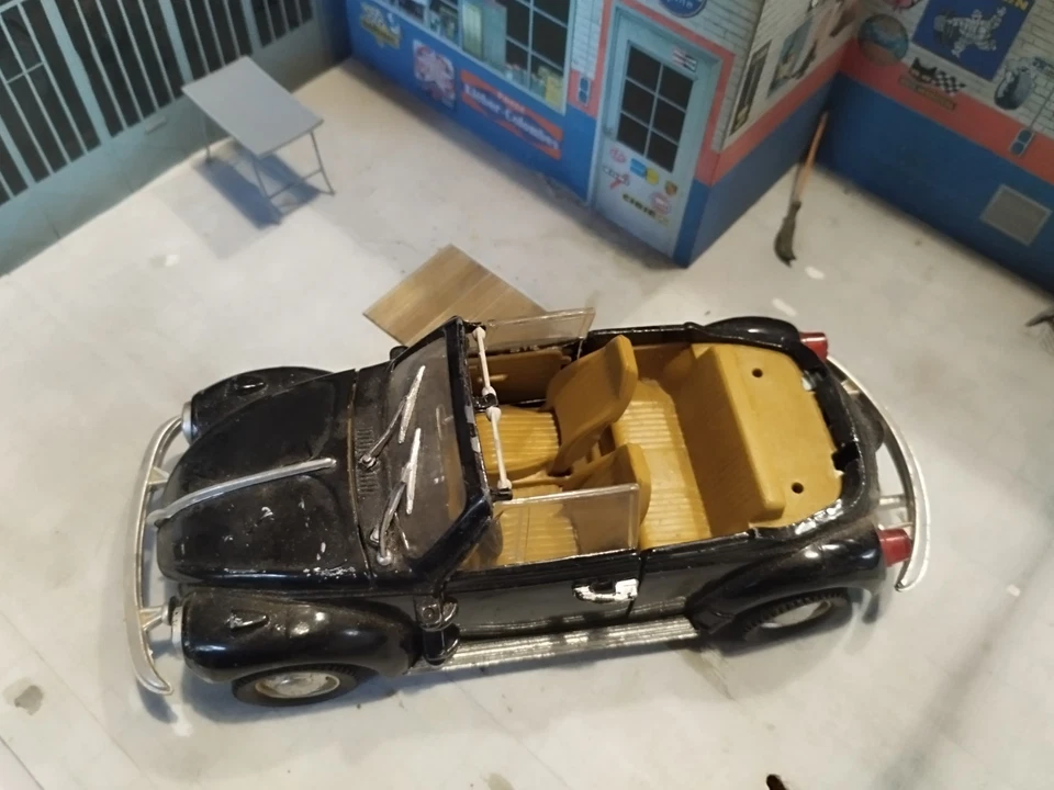 Volkswagen Coccinelle Polistil 1/25 pour piece - Photo 3/4