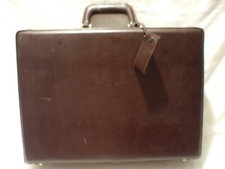 Vtg Expandable Burgundy Top Grain Leather Hard Briefcase Combo Locks 18"x 13"x4"