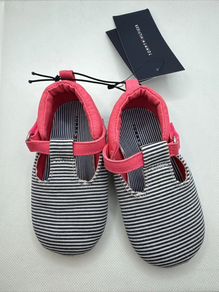 New Tommy Hilfiger Baby Girl Shoes Size 4 - Image 4 of 4