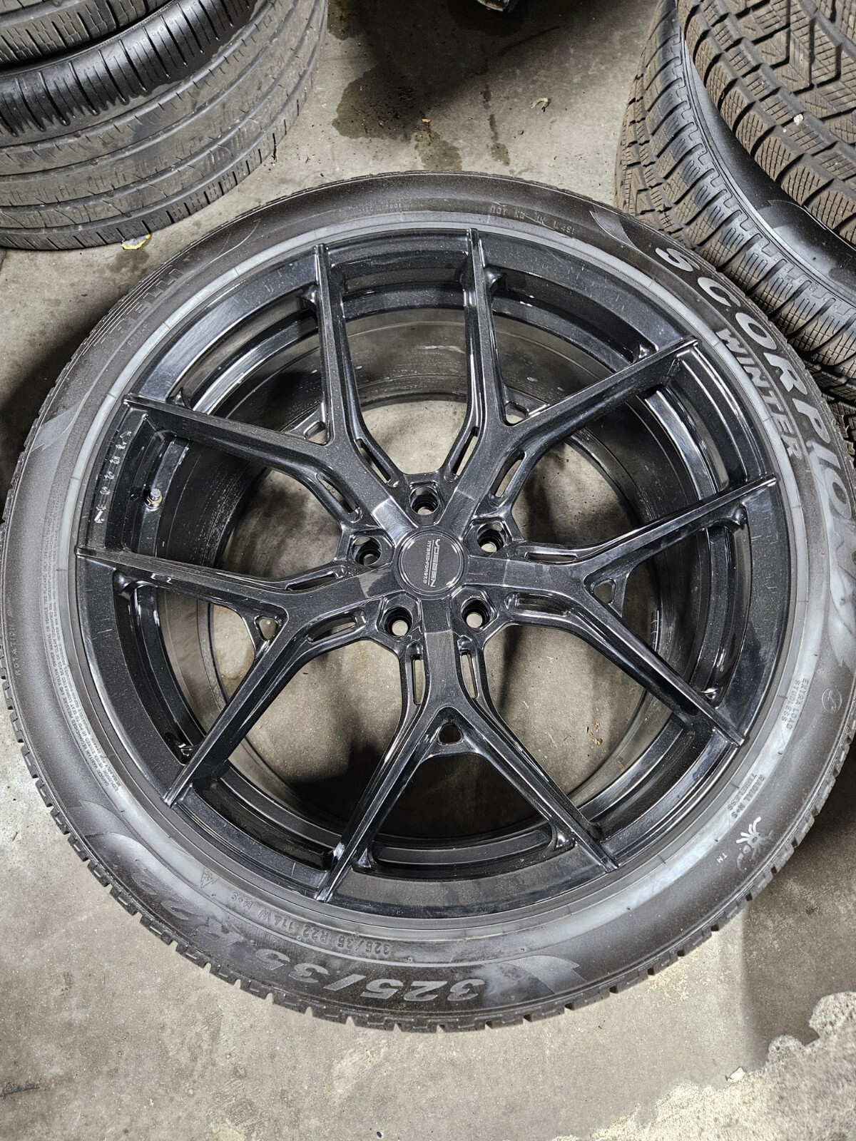 Lamborghini Urus Rims By VOSSEN HF6-4