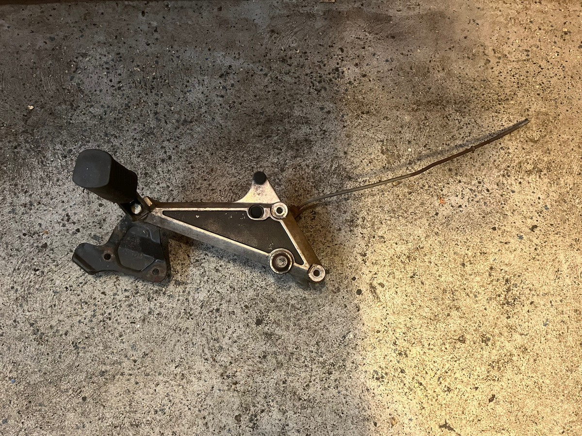 1981 1982 Kawasaki KZ650 H CSR Rear Brake Pedal Linkage Assembly