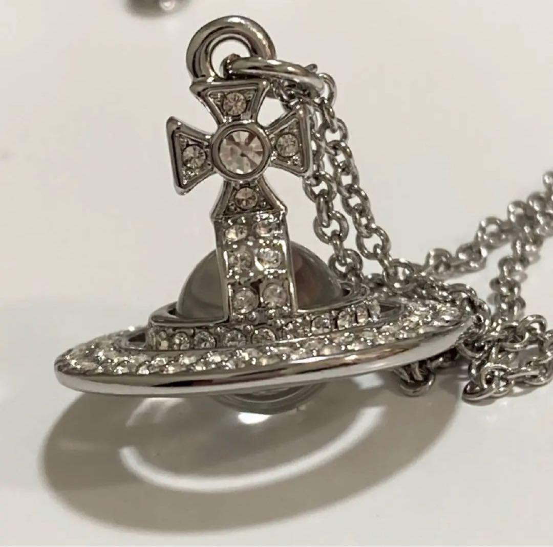 Vivienne Westwood Necklace Tiny Orb Full Rhinestone Silver w Vivienne Westwood Necklace Tiny Orb Full Rhinestone Silver w