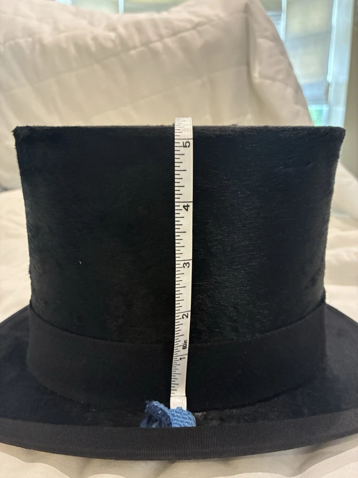Christys’ London “IMPERIAL” silk top hat set – with original leather case, rare - Image 3 of 4