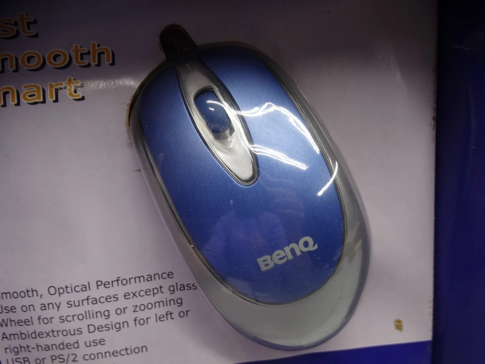 BENQ Optical Mouse Fast Smooth Smart M107 New RARE - Image 2 of 4
